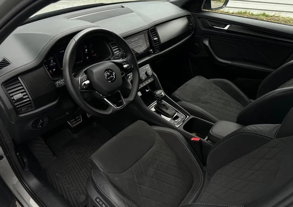 Skoda Kodiaq cena 166900 przebieg: 43677, rok produkcji 2023 z Wałbrzych małe 301